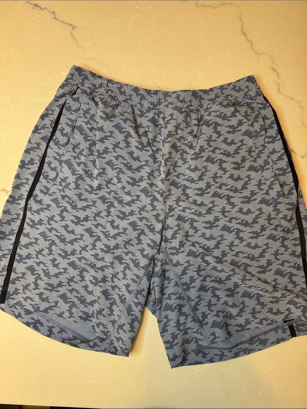 Lululemon pacebreaker swim XL 9 inch
